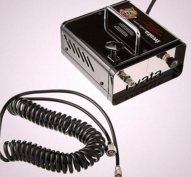 Anest Iwata Ninja Jet Mini Air Compressor for Airbrush 220-240V 50Hz Brand New!!