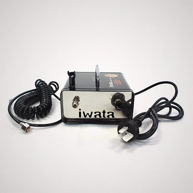 Iwata Studio Series Ninja Jet IS-35 Air Compressor w/ Hose & Box – Used